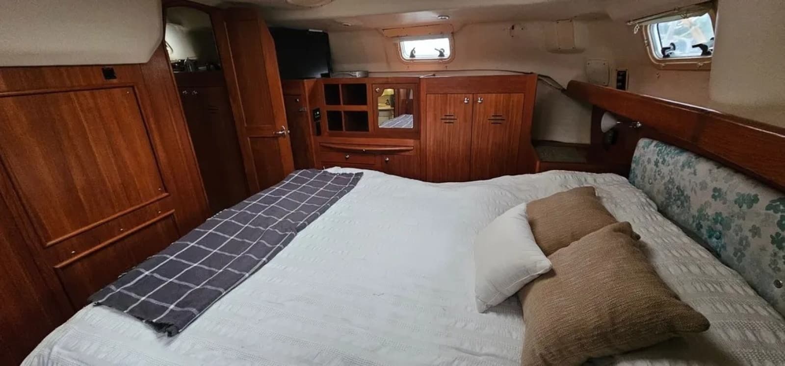 2002 Hunter 420 - Photo 27