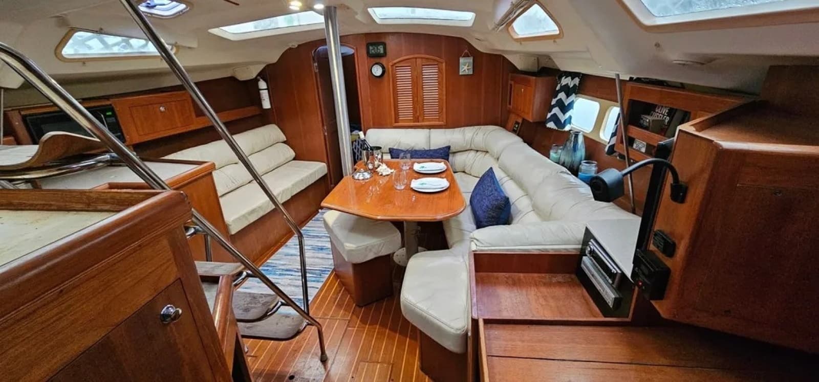 2002 Hunter 420 - Photo 16