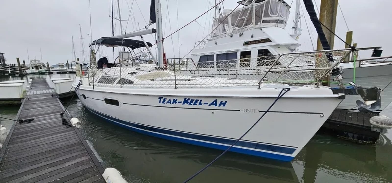 2002 Hunter 420 - Photo 33