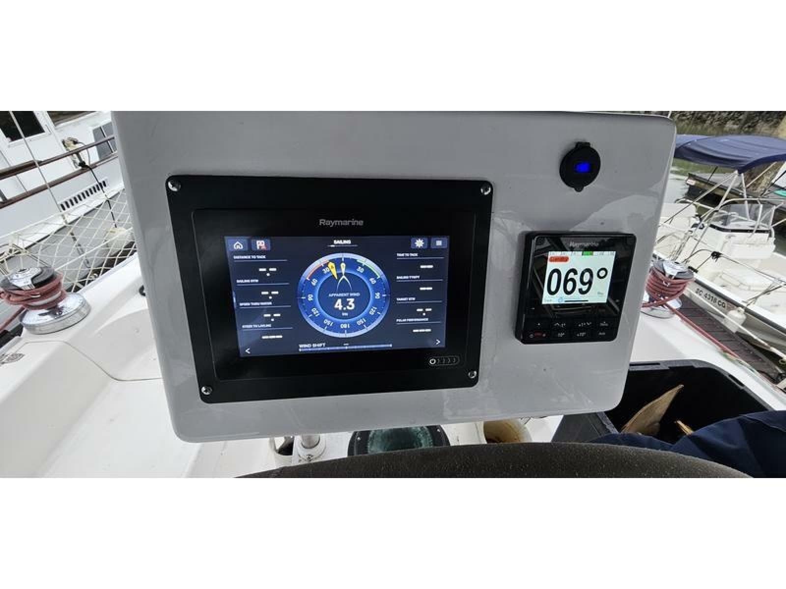2002 Hunter 420 - Photo 15