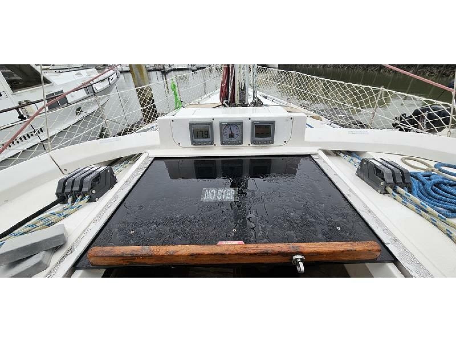 2002 Hunter 420 - Photo 12