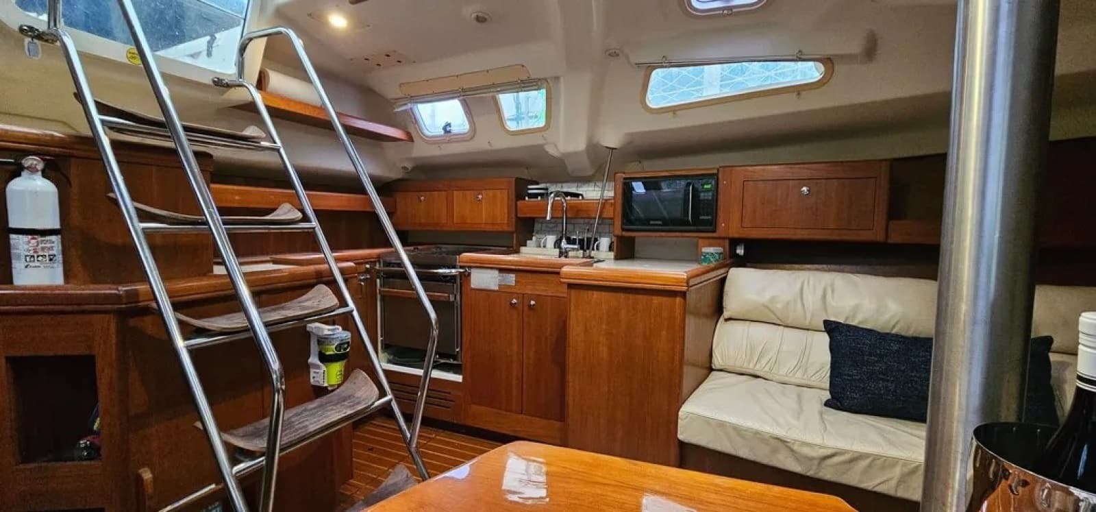 2002 Hunter 420 - Photo 18