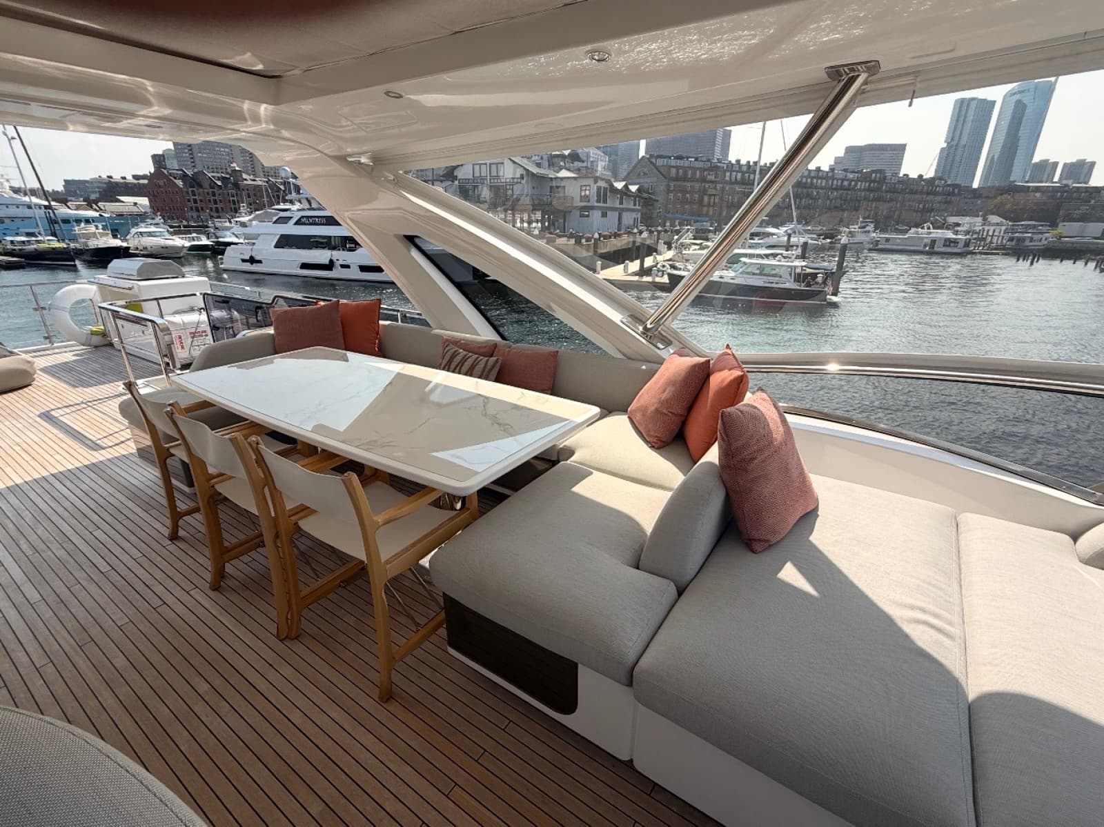 2022 Azimut GRANDE 25M - Photo 4