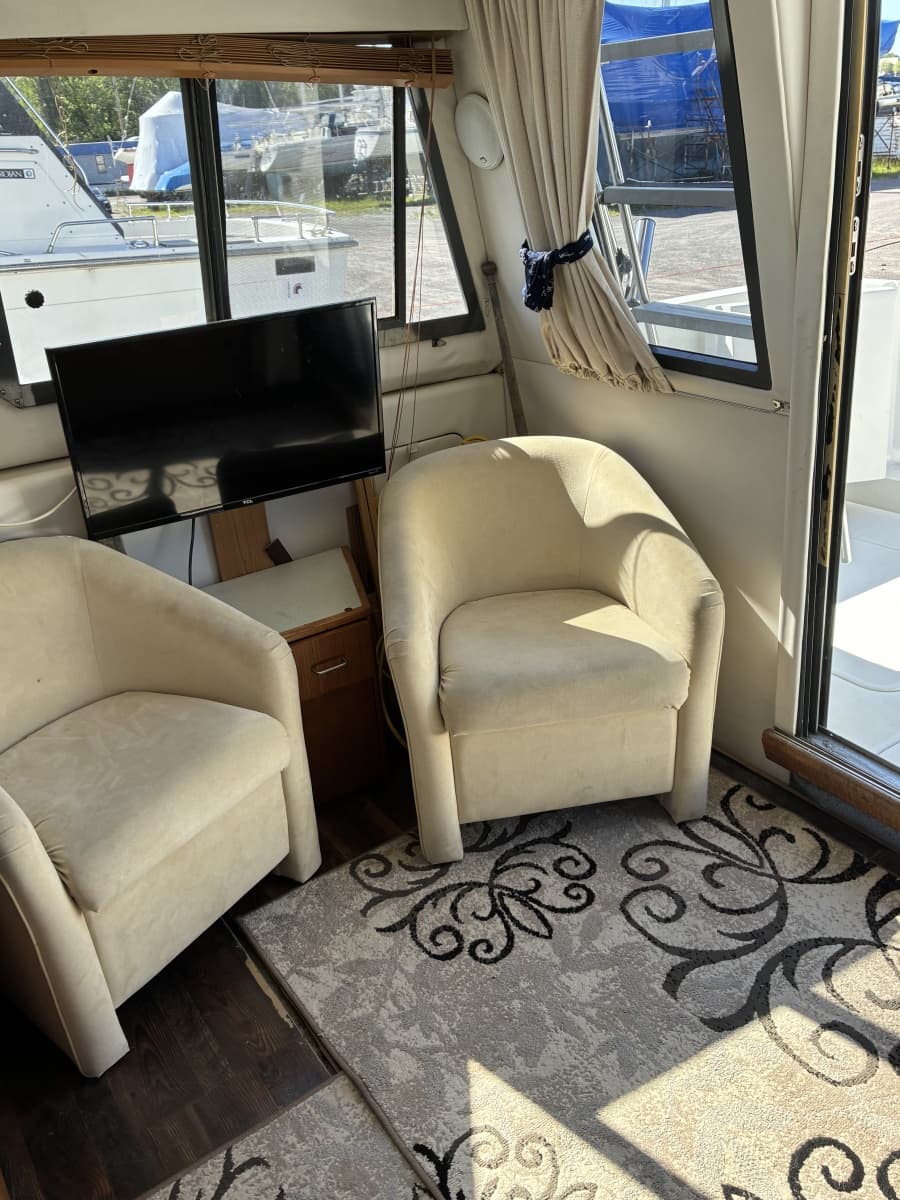 1995 Carver 370 Voyager - Photo 13