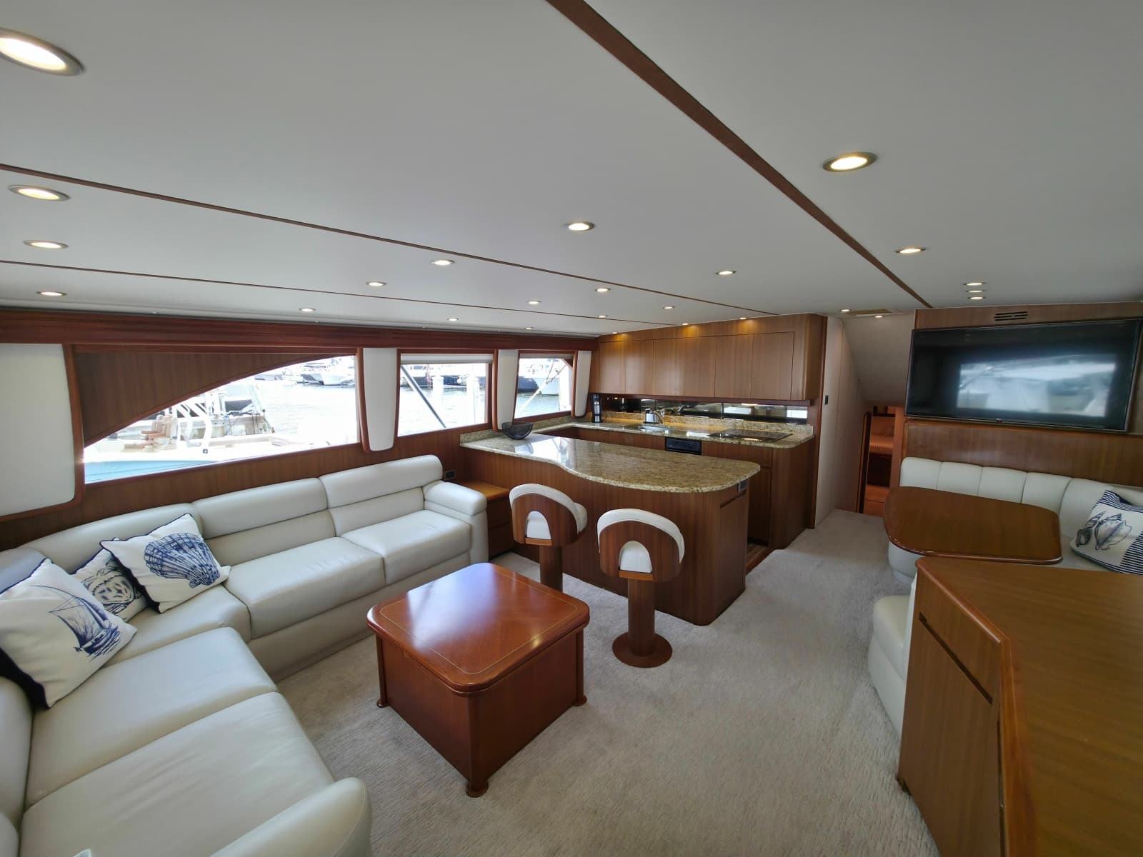 2010 Viking 64' Sportfish Convertible - Photo 5