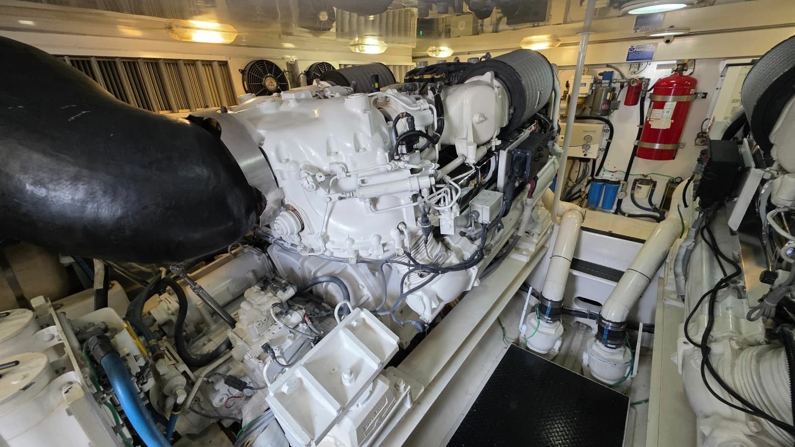 2010 Viking 64' Sportfish Convertible - Photo 44