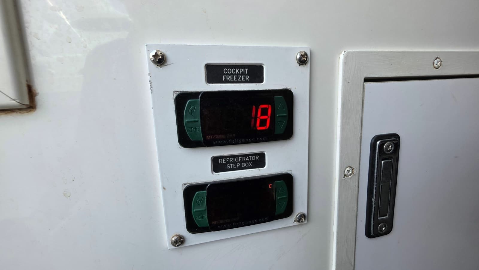2010 Viking 64' Sportfish Convertible - Photo 56