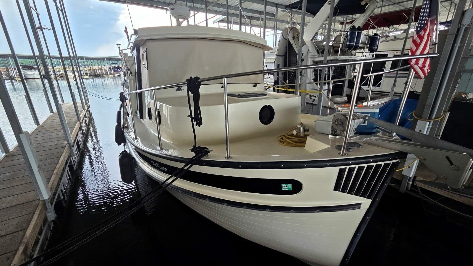 2003 Nordic Tugs 32 - Photo 20