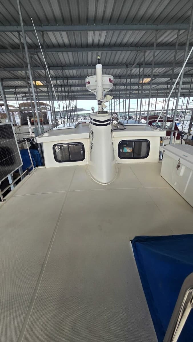 2003 Nordic Tugs 32 - Photo 10