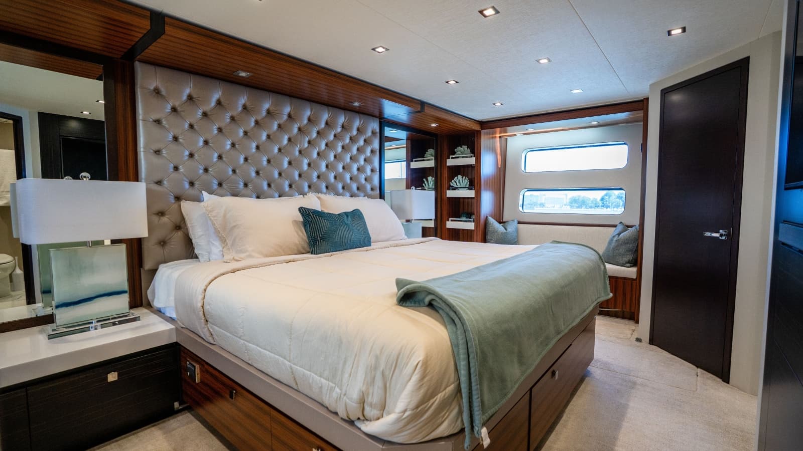 2021 Hatteras M75 Panacera - Photo 33