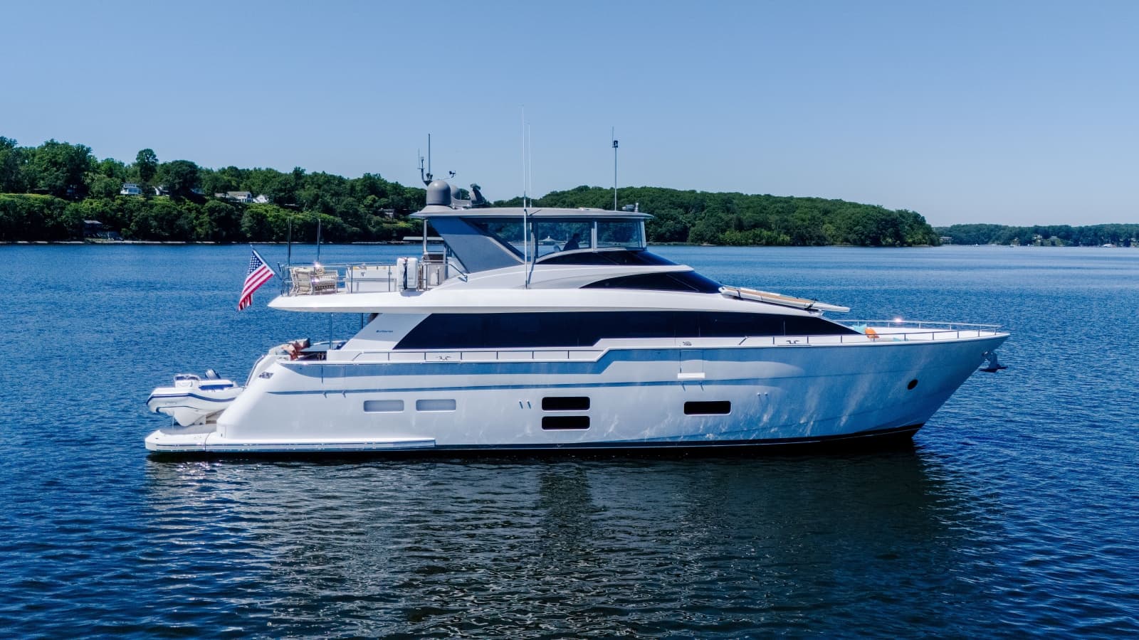 2021 Hatteras M75 Panacera - Photo 3