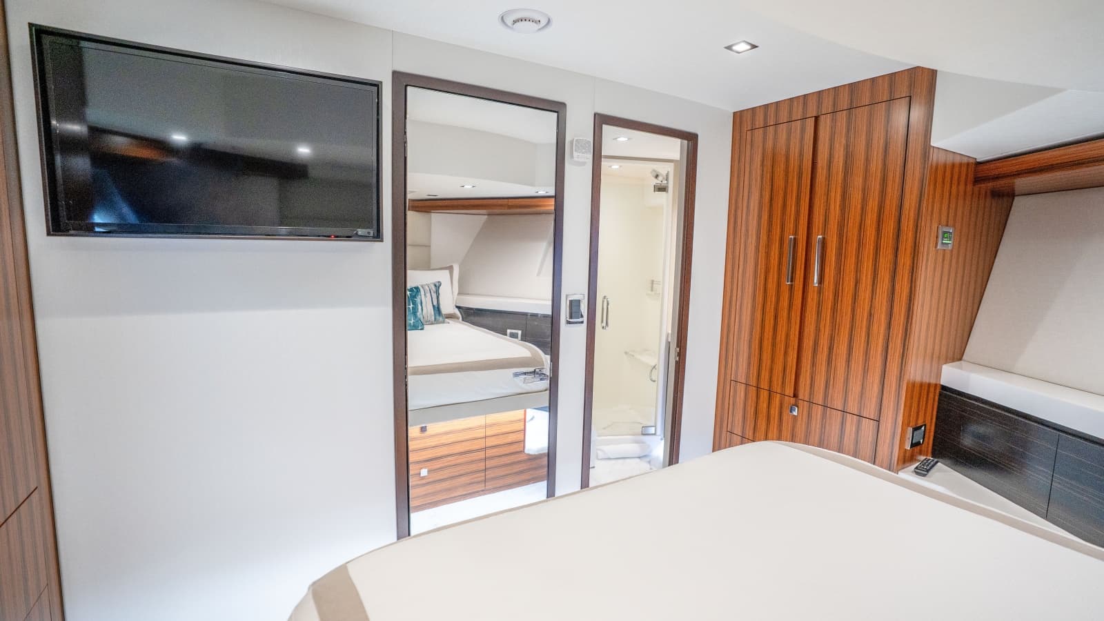 2021 Hatteras M75 Panacera - Photo 39