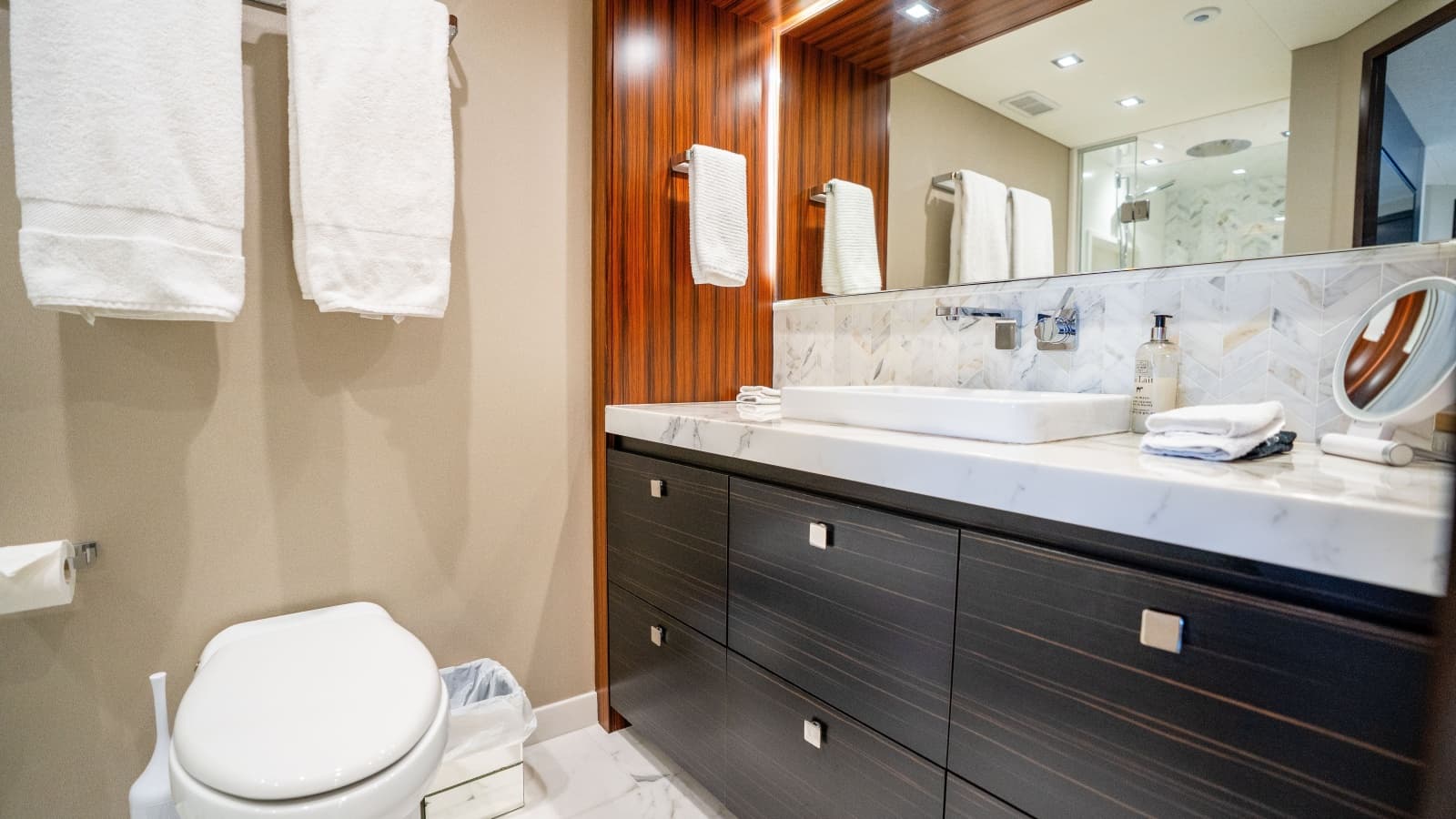2021 Hatteras M75 Panacera - Photo 36