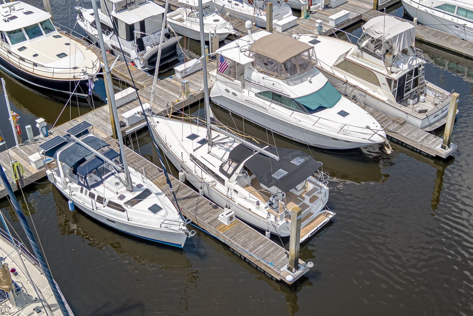 2023 Beneteau 38.1 - Photo 17