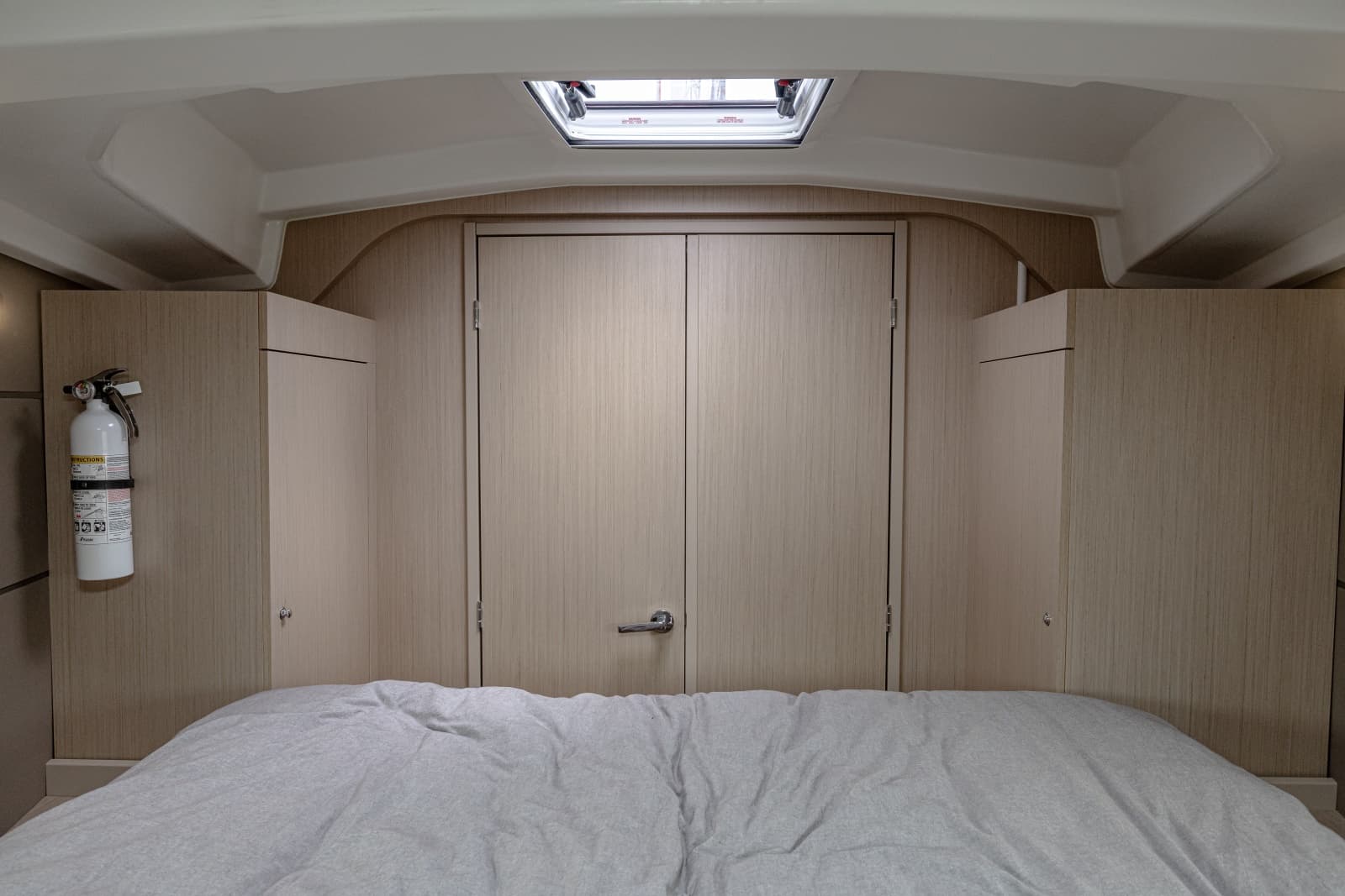 2023 Beneteau 38.1 - Photo 7