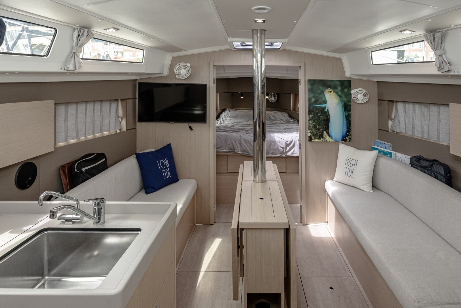 2023 Beneteau 38.1 - Photo 3