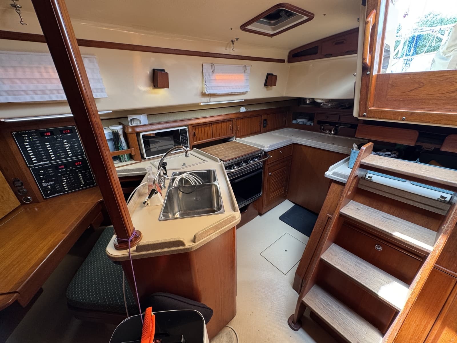 1992 Island Packet 44 - Photo 36