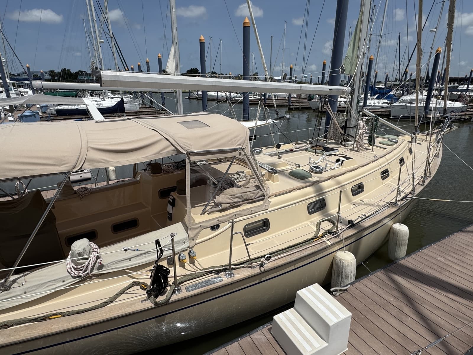 1992 Island Packet 44 - Photo 7