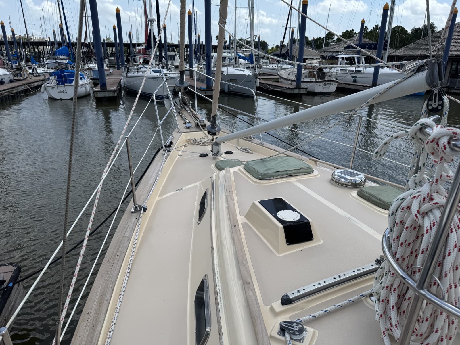 1992 Island Packet 44 - Photo 12
