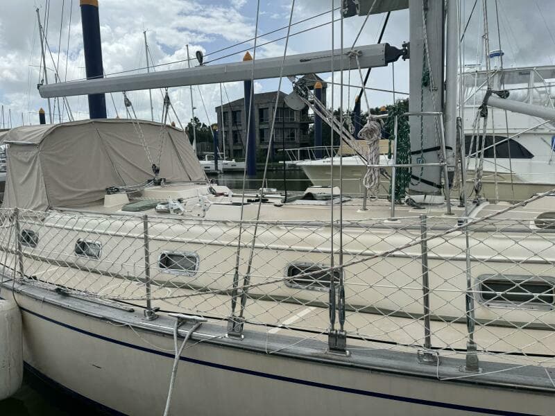 1992 Island Packet 44 - Photo 8