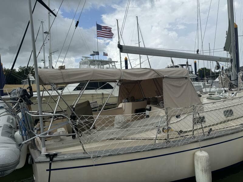 1992 Island Packet 44 - Photo 10