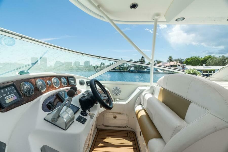 2001 Sea Ray 540 Cockpit Motor Yacht - Photo 16