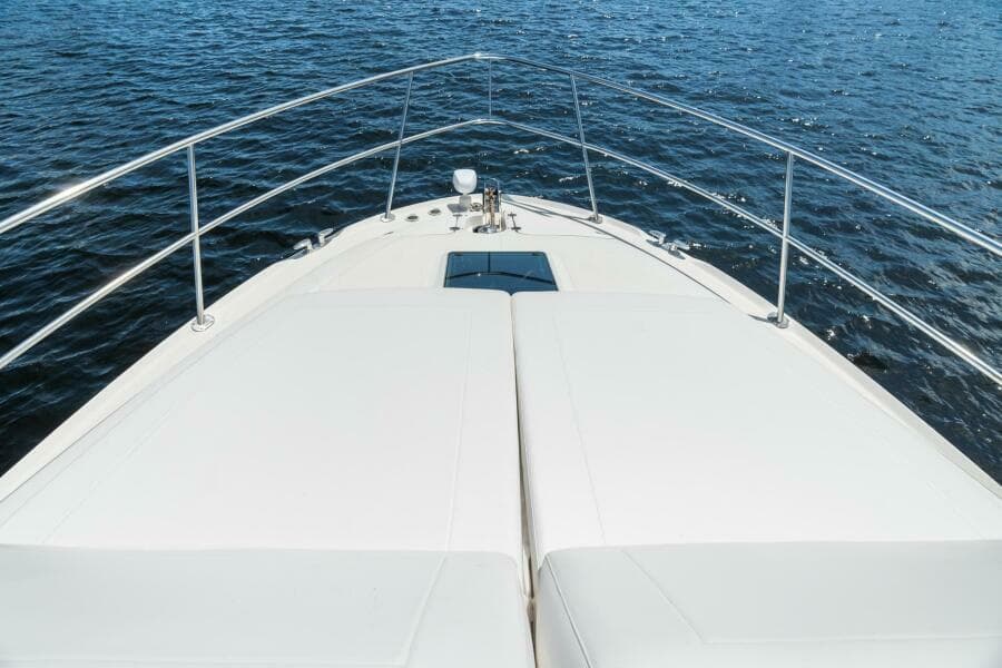 2001 Sea Ray 540 Cockpit Motor Yacht - Photo 9