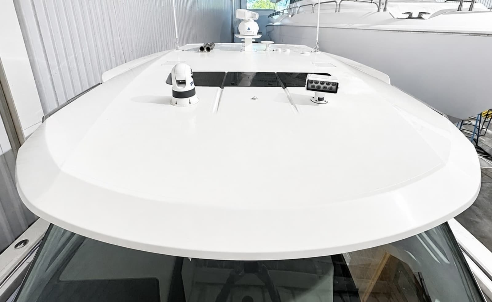 2023 Tiara Yachts 48 LS - Photo 22