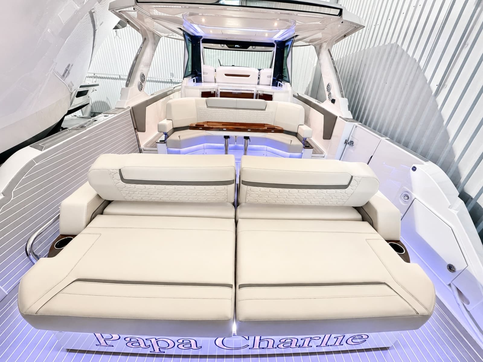 2023 Tiara Yachts 48 LS - Photo 13