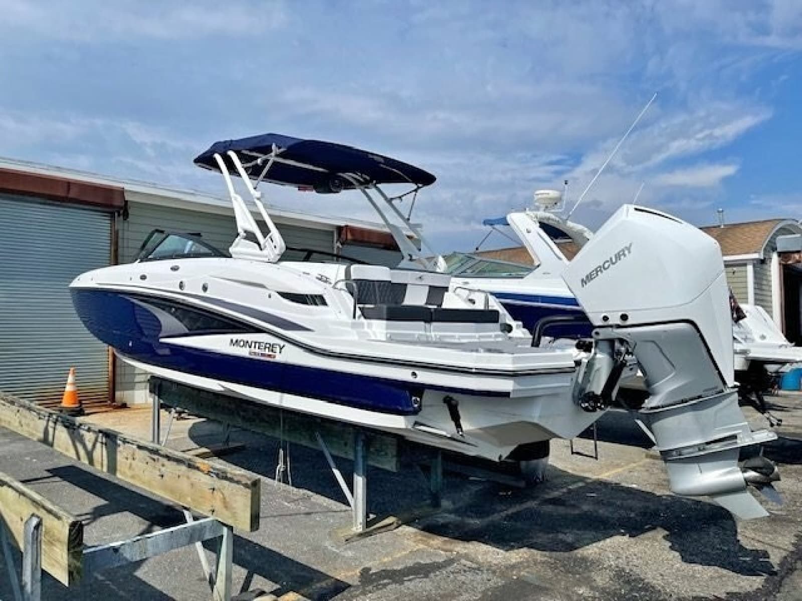 2023 Monterey M-65 - Photo 2
