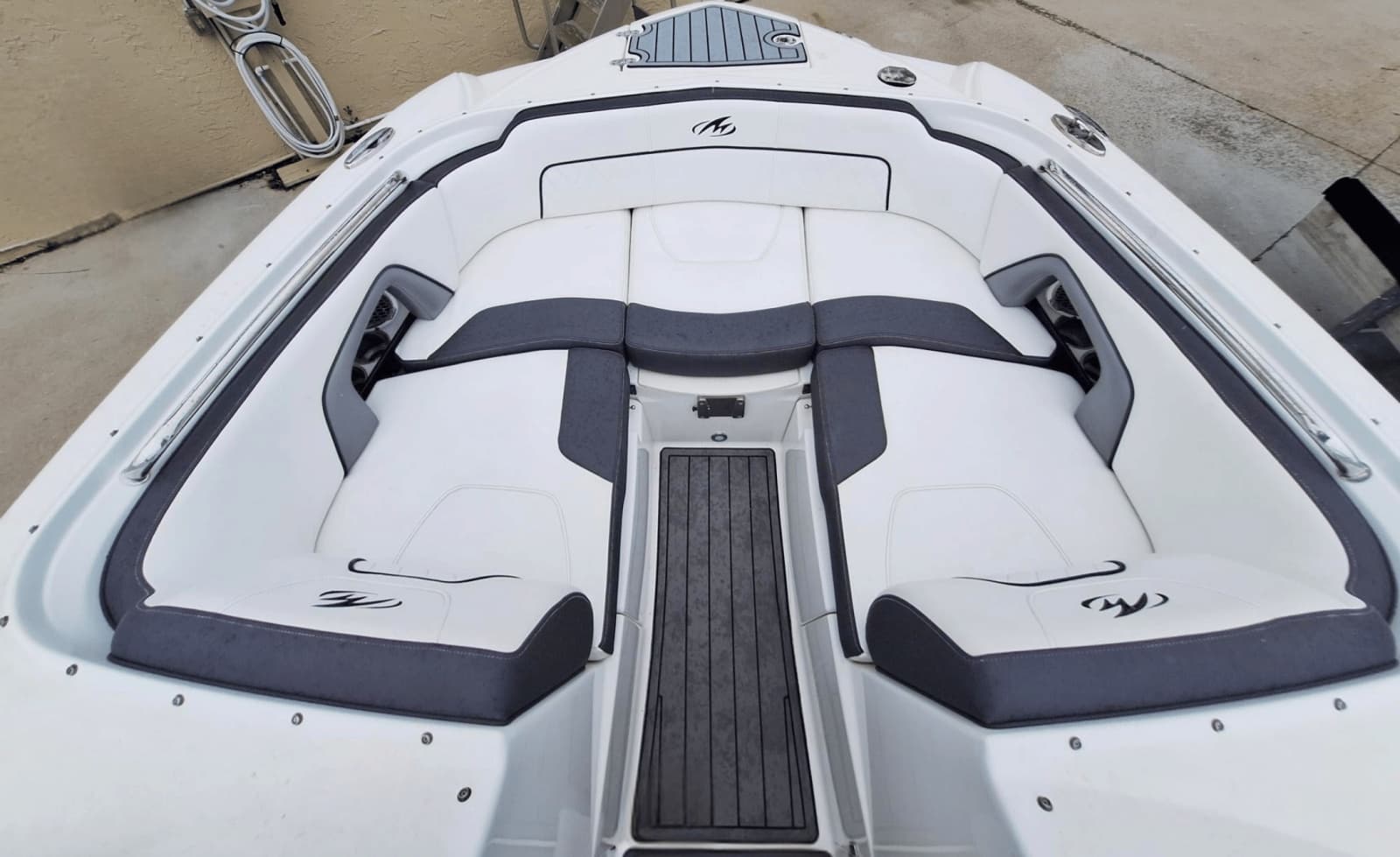 2019 Monterey M45 - Photo 18