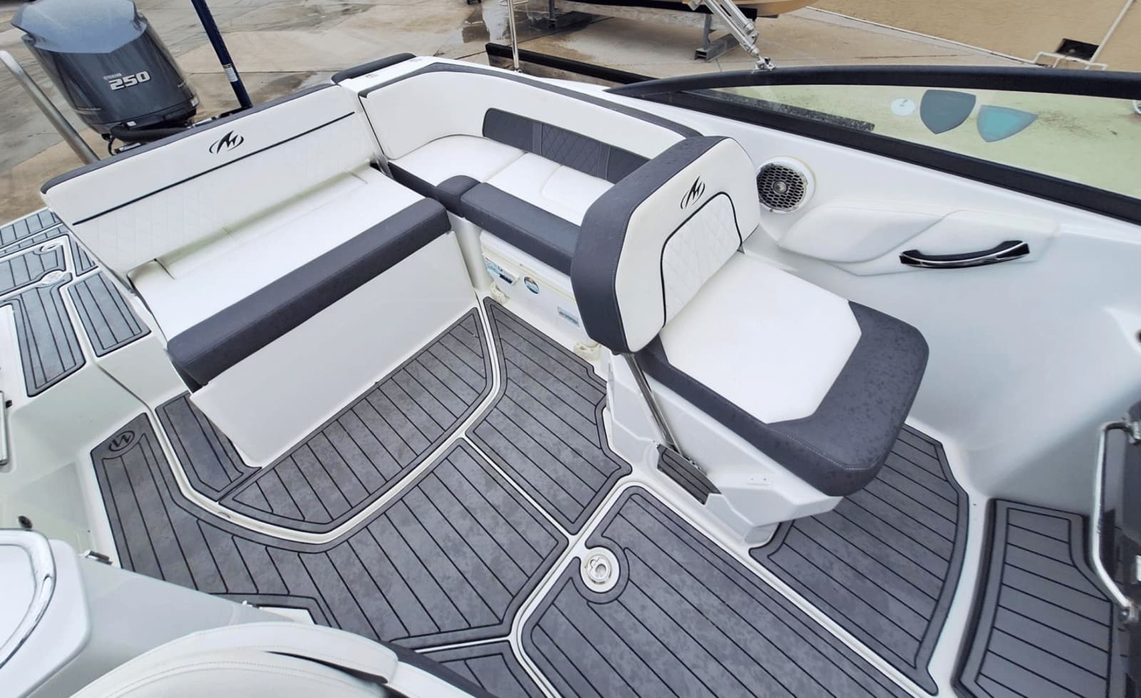 2019 Monterey M45 - Photo 12