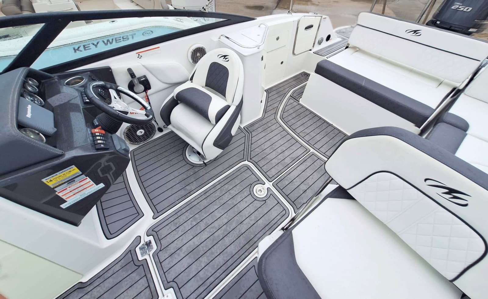 2019 Monterey M45 - Photo 9