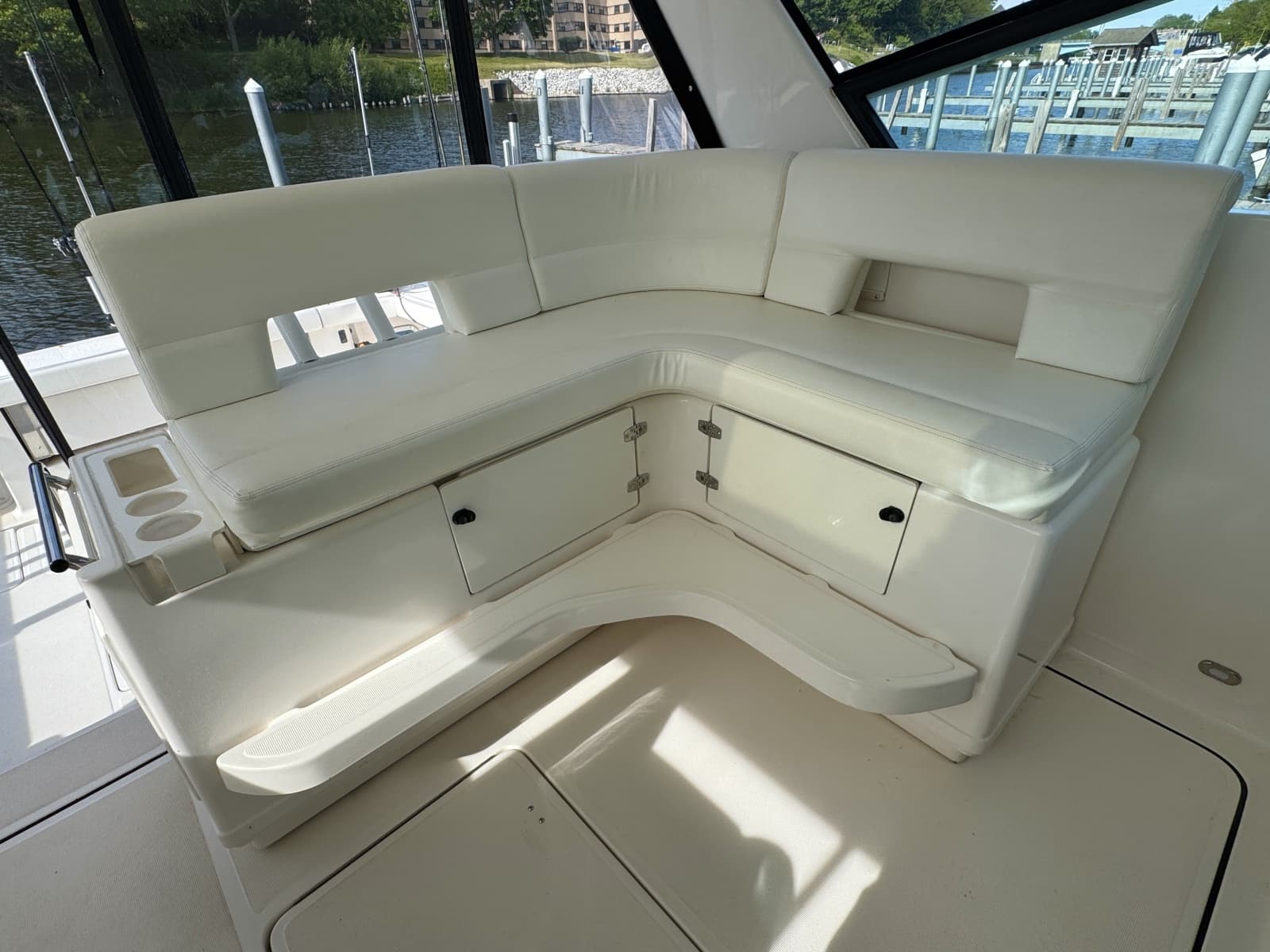 1999 Tiara Yachts 4100 Open - Photo 20
