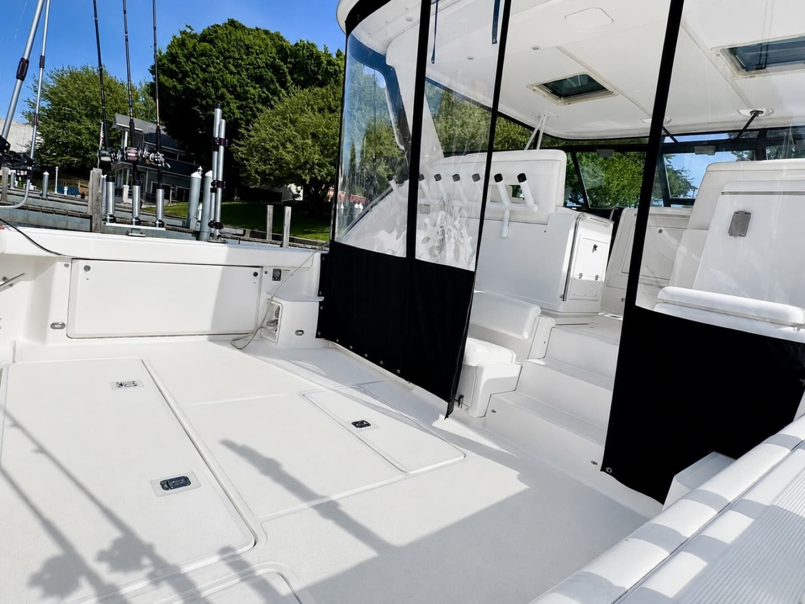 1999 Tiara Yachts 4100 Open - Photo 17