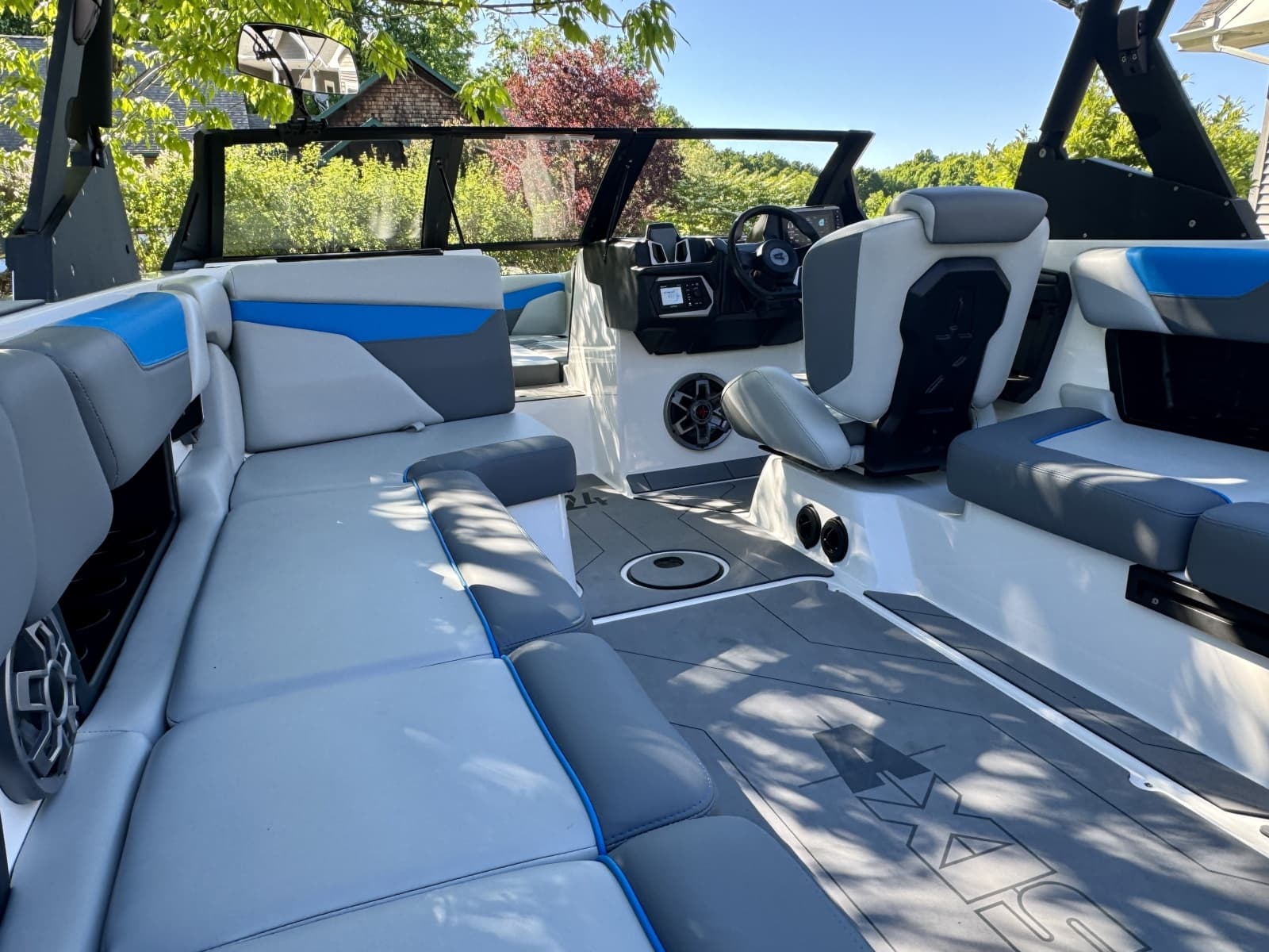2022 Axis A24 - Photo 31
