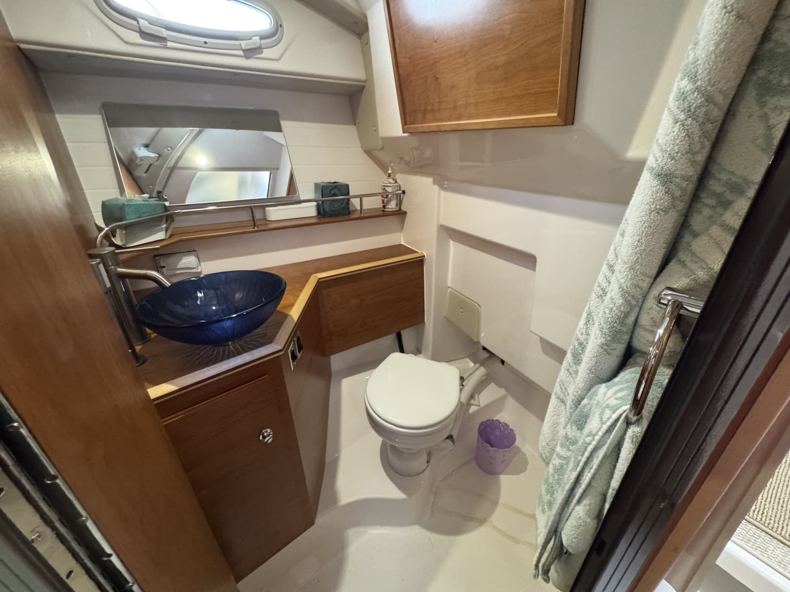 2025 Cutwater C-288 - Photo 10