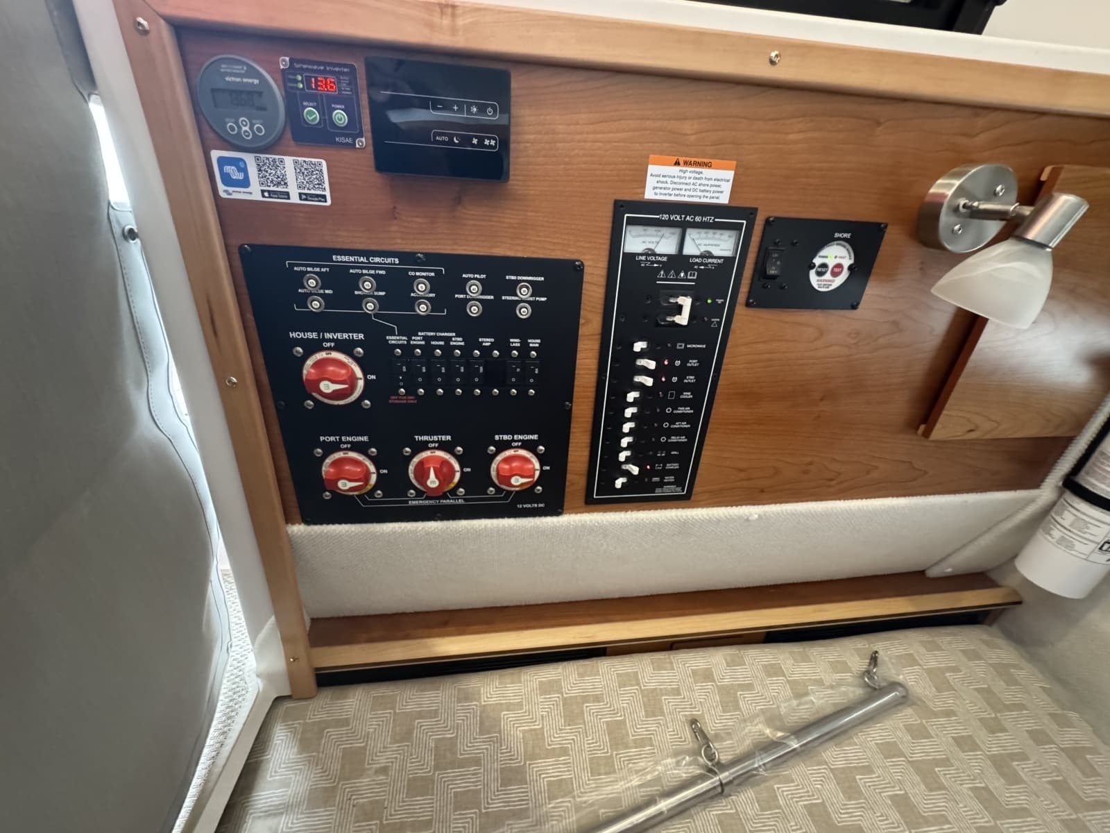2025 Cutwater C-288 - Photo 12