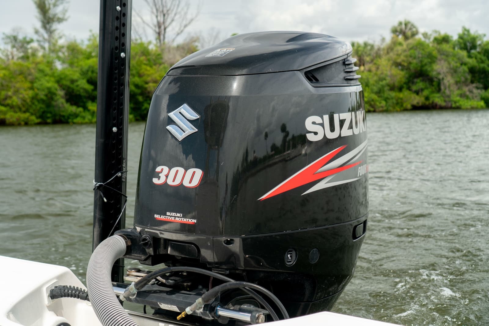 2007 Everglades 243CC - Photo 37