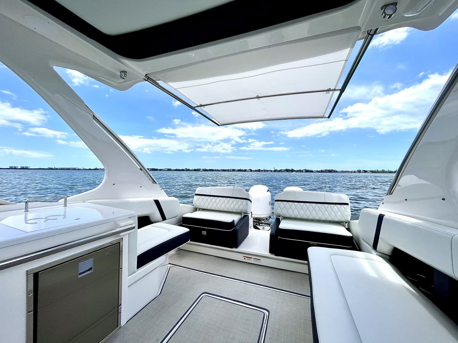 2023 Regal 29 OBX - Photo 11