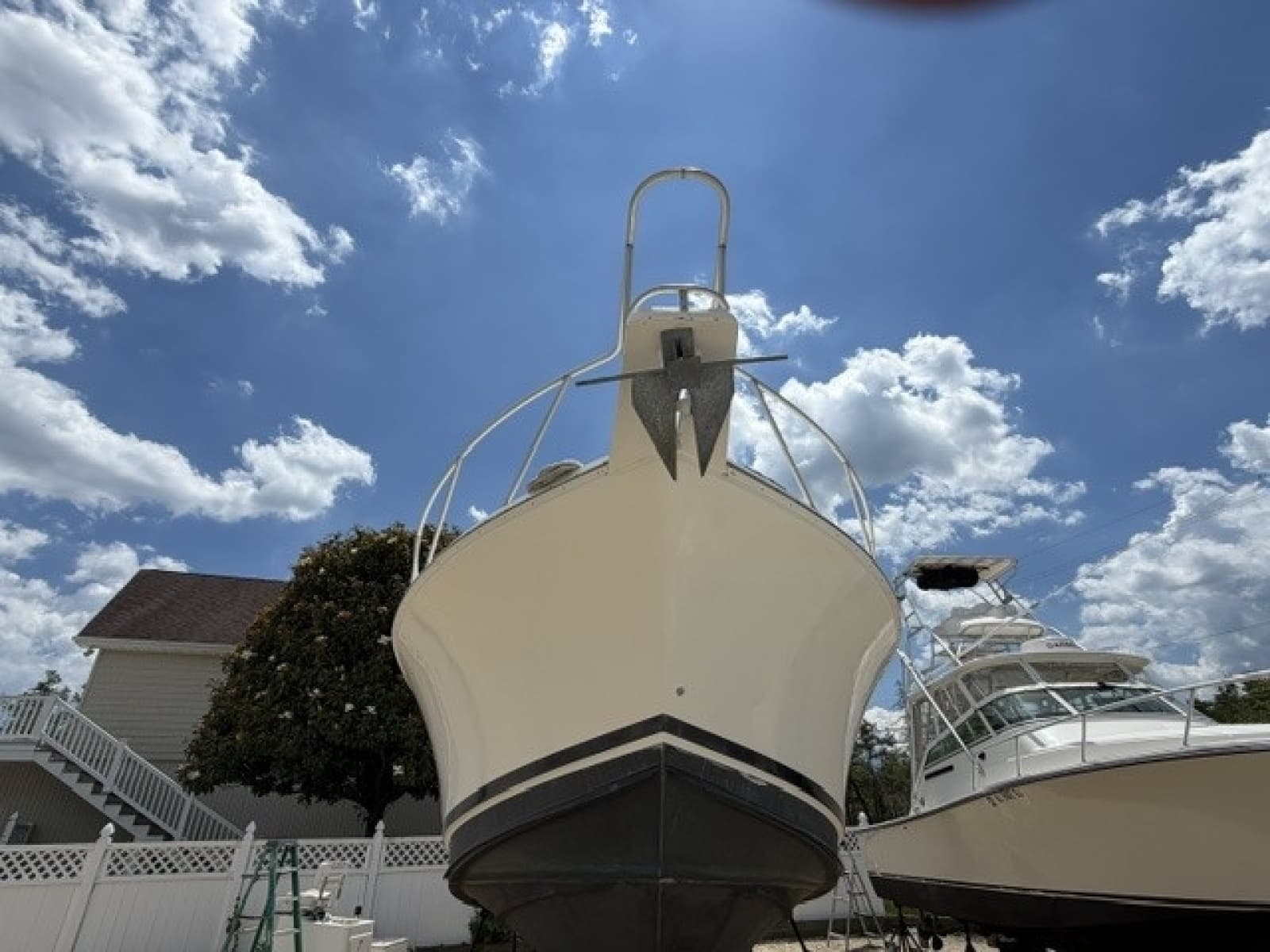 1996 Cabo 31 Express - Photo 2
