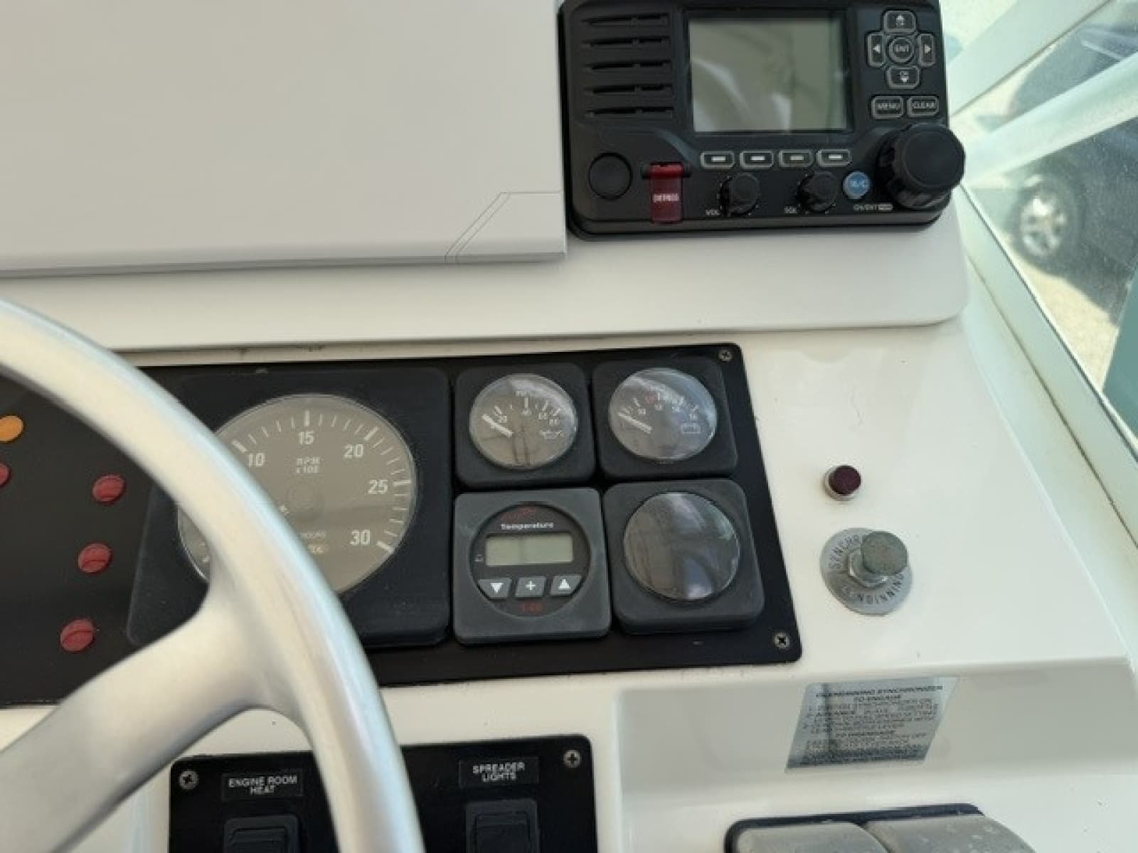 1996 Cabo 31 Express - Photo 58