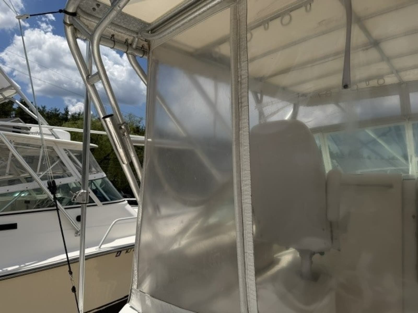 1996 Cabo 31 Express - Photo 42