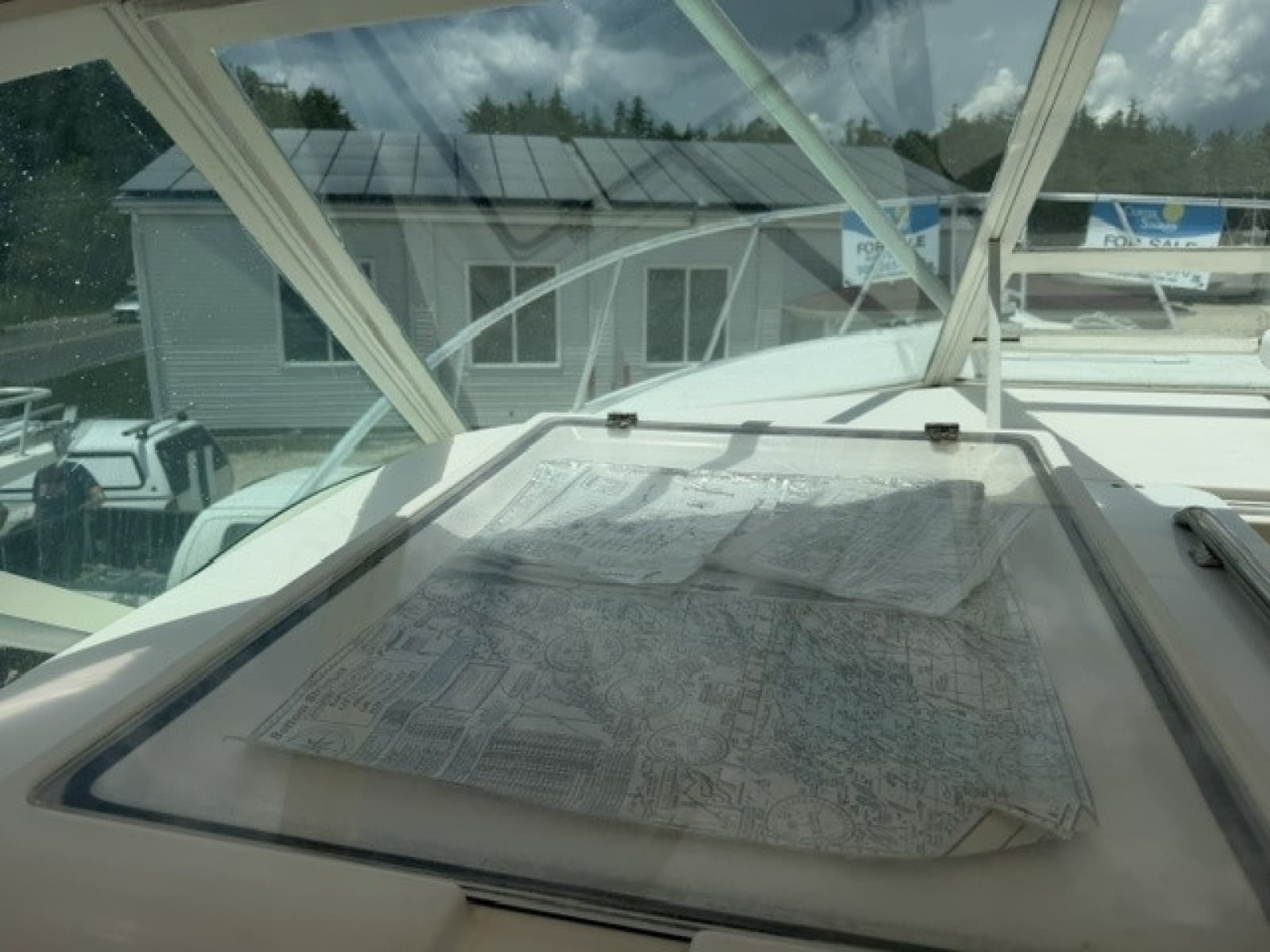 1996 Cabo 31 Express - Photo 51