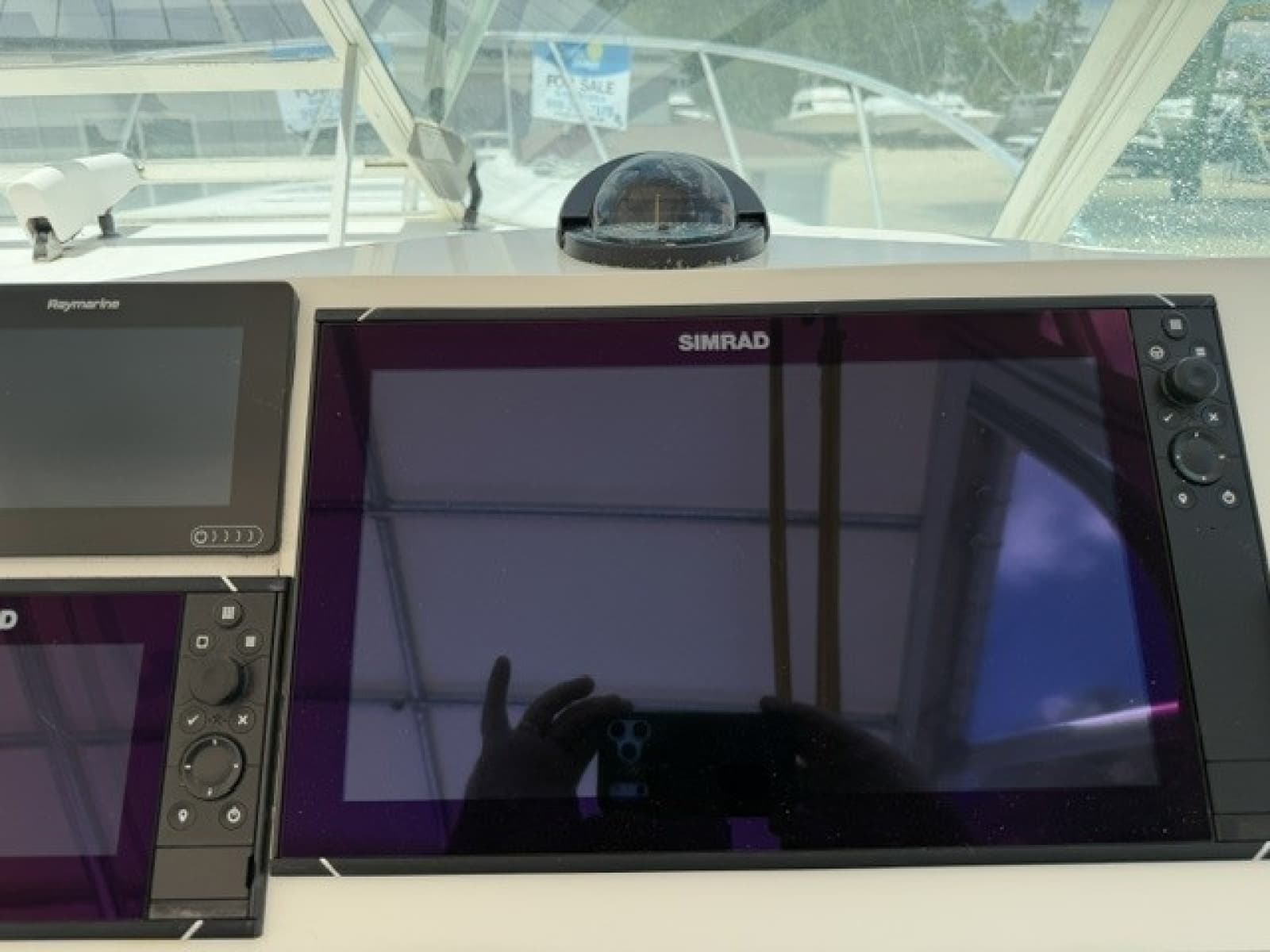 1996 Cabo 31 Express - Photo 62