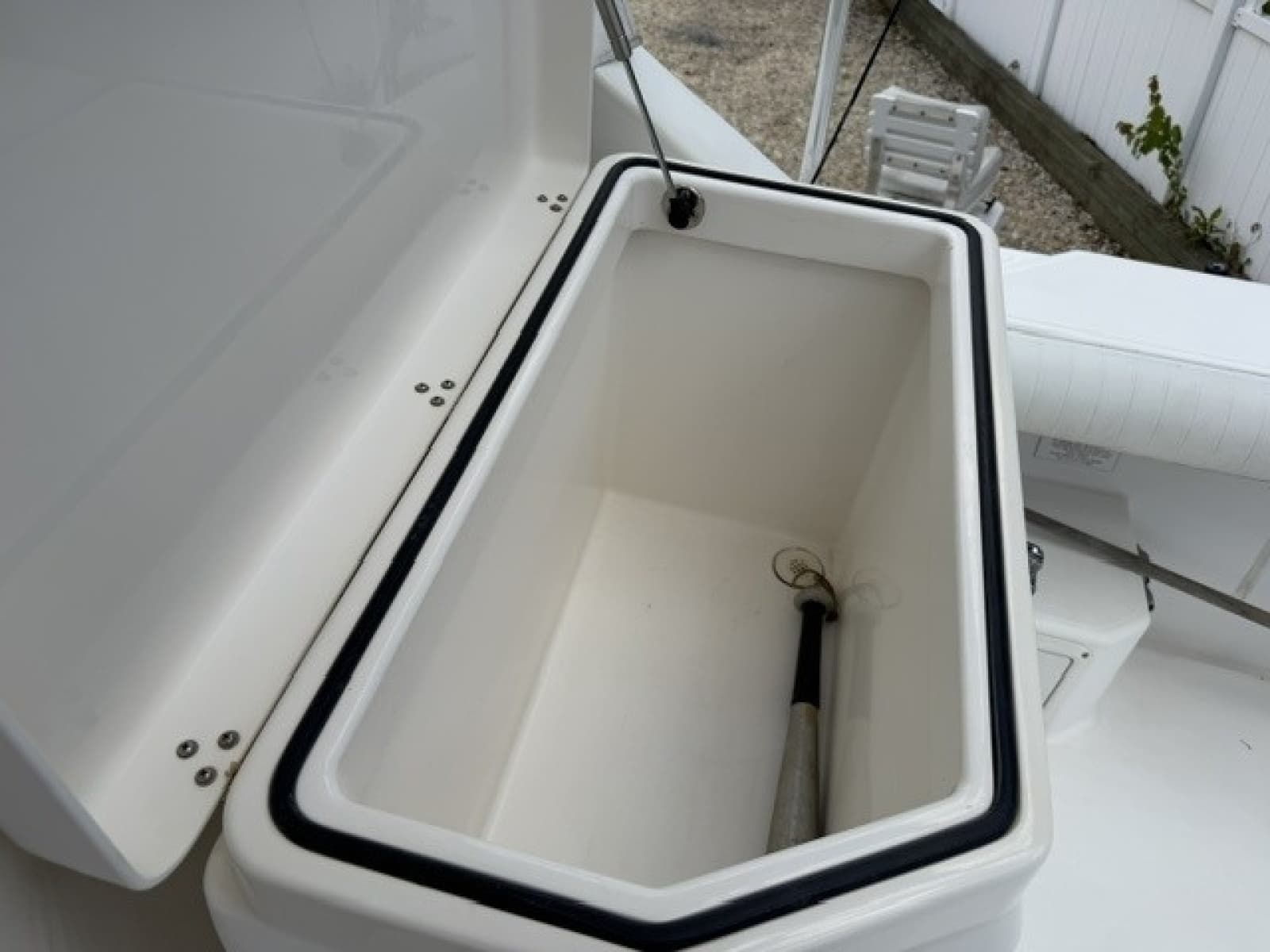 1996 Cabo 31 Express - Photo 33