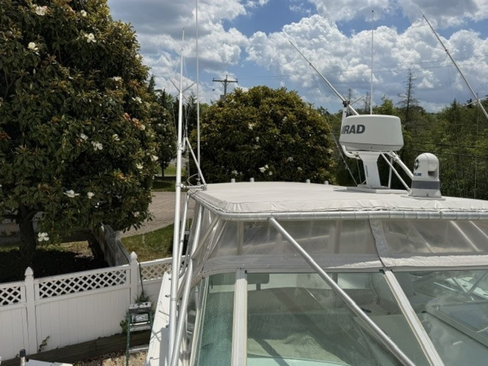 1996 Cabo 31 Express - Photo 17