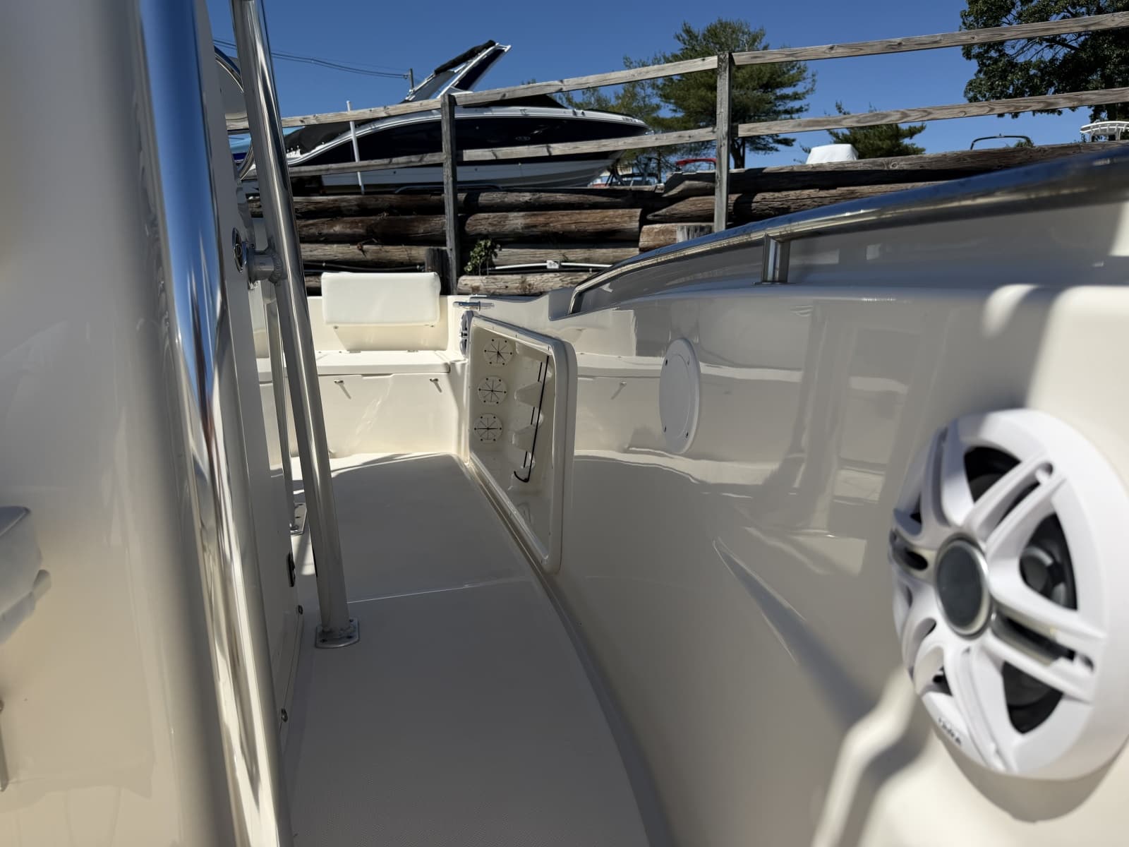 2023 Bulls Bay 200 Center Console - Photo 10