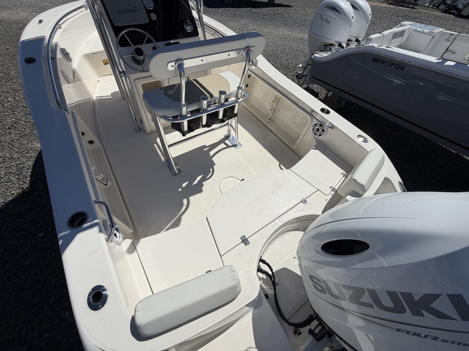 2023 Bulls Bay 200 Center Console - Photo 6