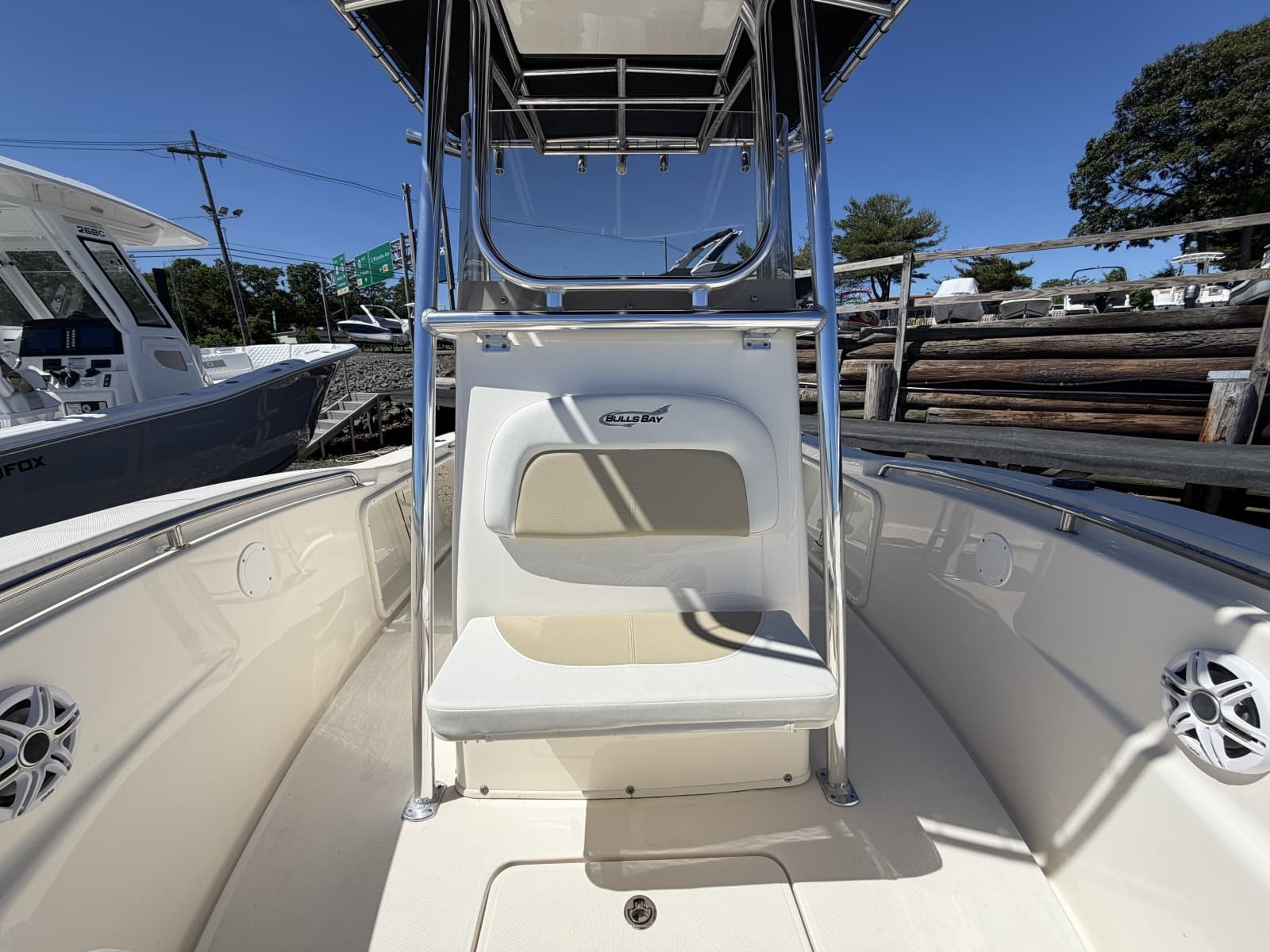 2023 Bulls Bay 200 Center Console - Photo 17